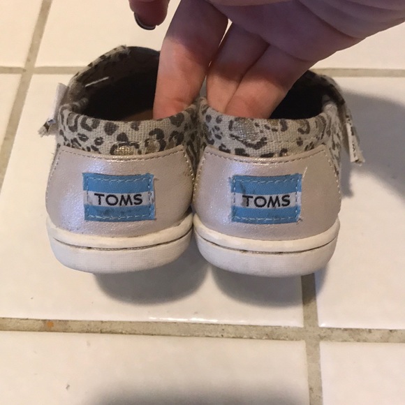 Toms leopard girl shoes - Picture 2 of 3